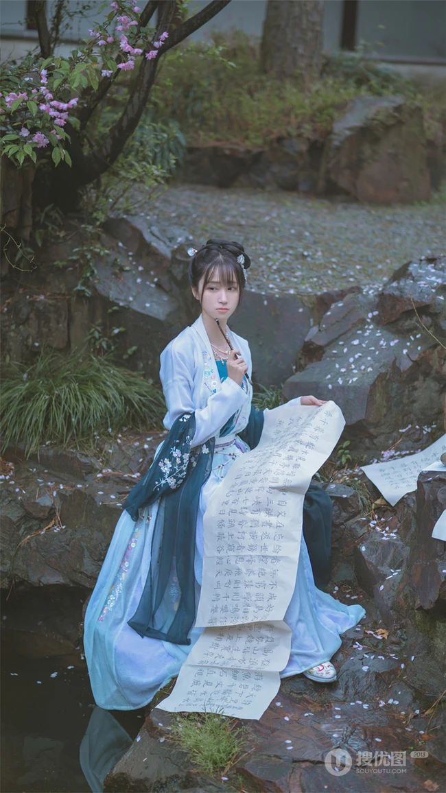 汉服古风小姐姐手打油纸伞唯美写真手机壁纸