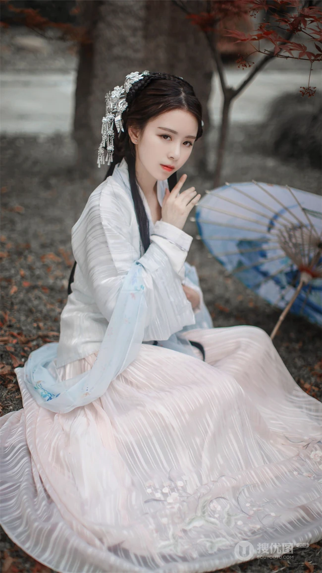 汉服古风小姐姐手打油纸伞唯美写真手机壁纸