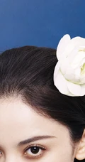 古力娜扎多套复古色彩服饰登《NYLON尼龙》杂志写真大片