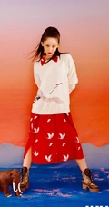 古力娜扎多套复古色彩服饰登《NYLON尼龙》杂志写真大片