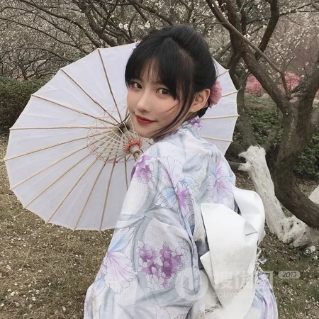 无论经历了什么都要努力面对，多风格的微信男女头像合集