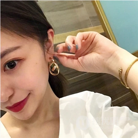 是时候换头像了，精品长发柔女生生头像图片