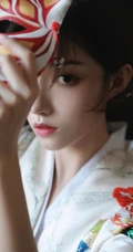 柔美动人和服少女手拿面具摄影写真图片