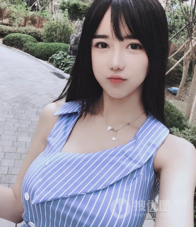 韩国气质女生主播李秀彬个人生活照图片