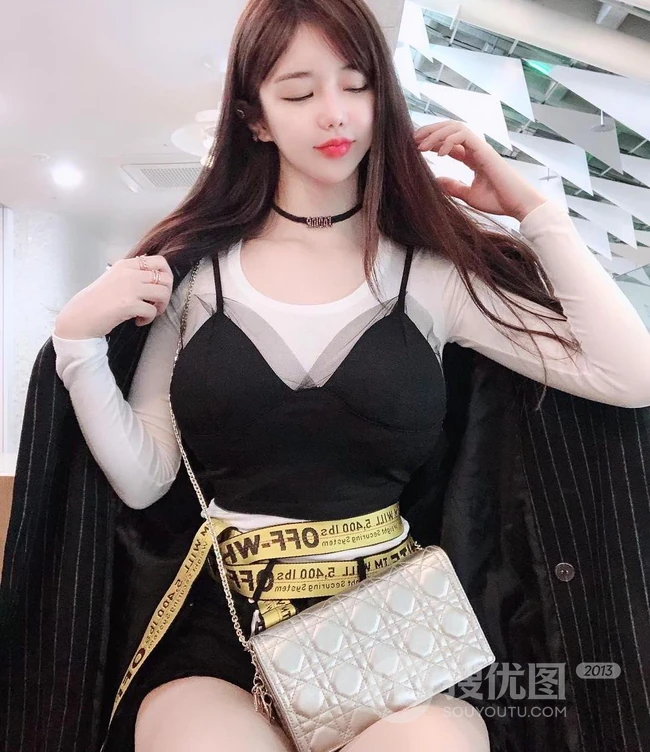 韩国气质女生主播李秀彬个人生活照图片