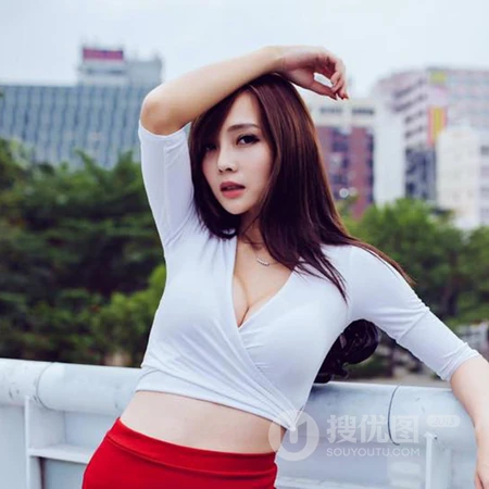 女生模特王真真生活照头像图片