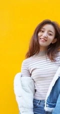 罗予彤牛仔服套装萌美可爱街拍写真图片