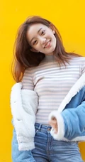 罗予彤牛仔服套装萌美可爱街拍写真图片