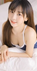 微风不噪，阳光正好，浅粉死库水泳装少女室内写真图片
