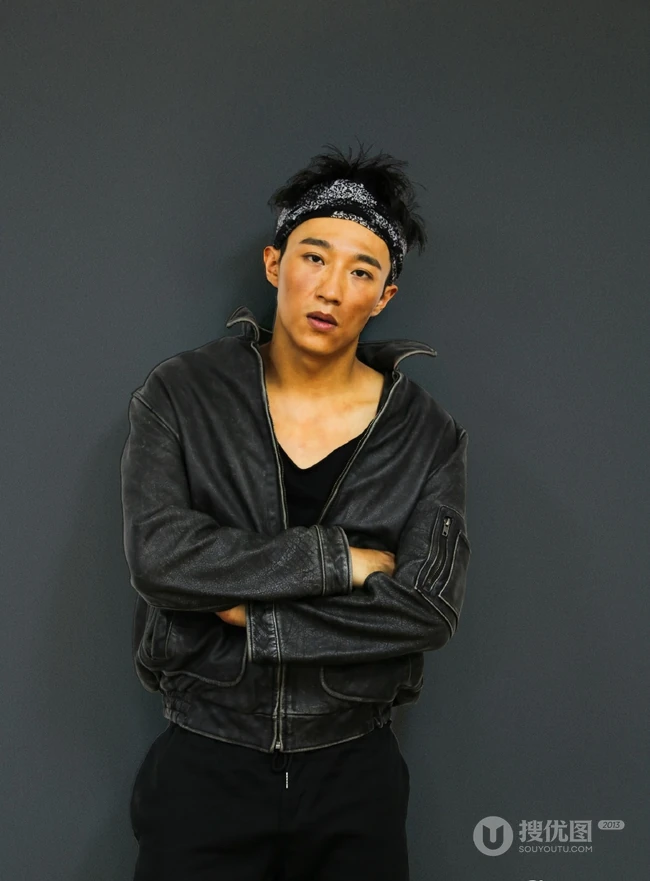 王森演员请就位 最新短片《秘方》饰演劫匪造型剧照图片