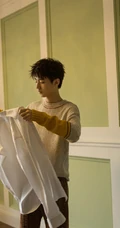 王俊凯化身氧气美少男复古怀旧写真图片