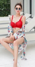泳装气质女生朴多贤气质红色肩带泳装show