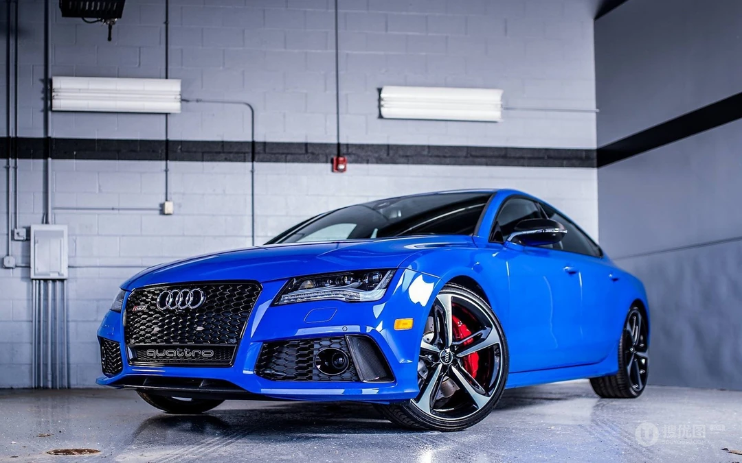 奥迪RS7（Audi RS7）轿跑桌面壁纸图片