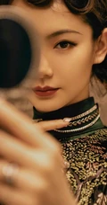 戚薇超美复古中国风旗袍写真图片
