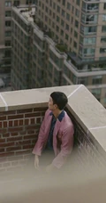 吴磊个性潮流时尚街头风格装扮写真图片