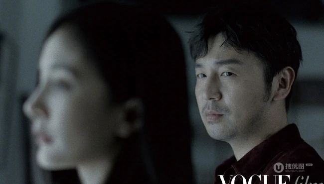 杨幂、雷佳音木调灵魂主题《VOGUE服饰与美容》杂志写真