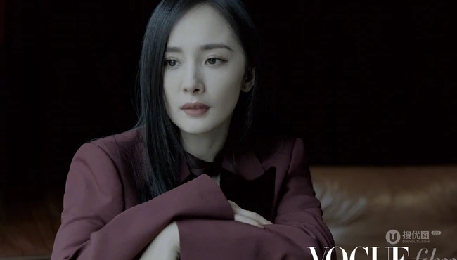 杨幂、雷佳音木调灵魂主题《VOGUE服饰与美容》杂志写真