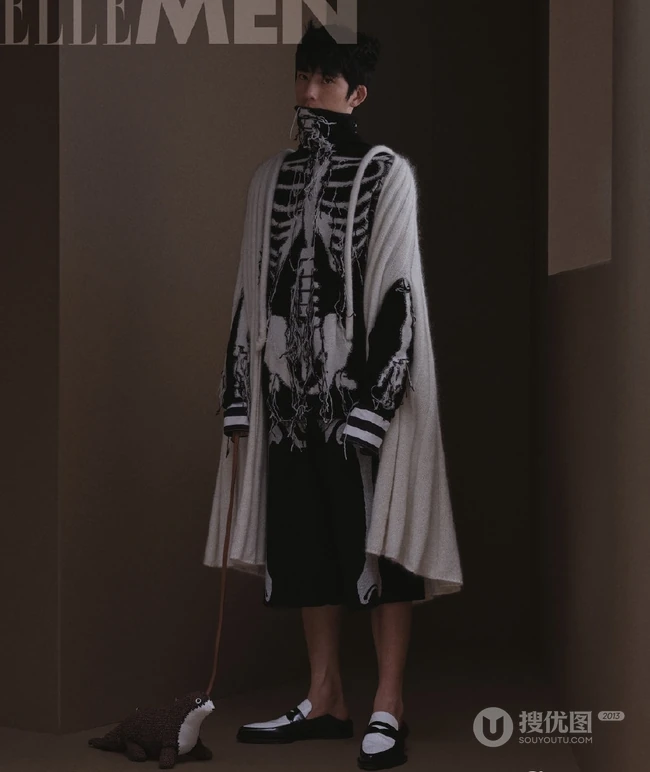 井柏然展复古忧郁一面图片，帅气造型登《ELLEMEN》写真杂志