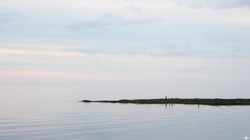 唯美的海上风景海上岛屿的壁纸图片