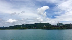 唯美的海上风景海上岛屿的壁纸图片