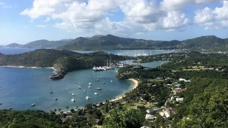 唯美的海上风景海上岛屿的壁纸图片