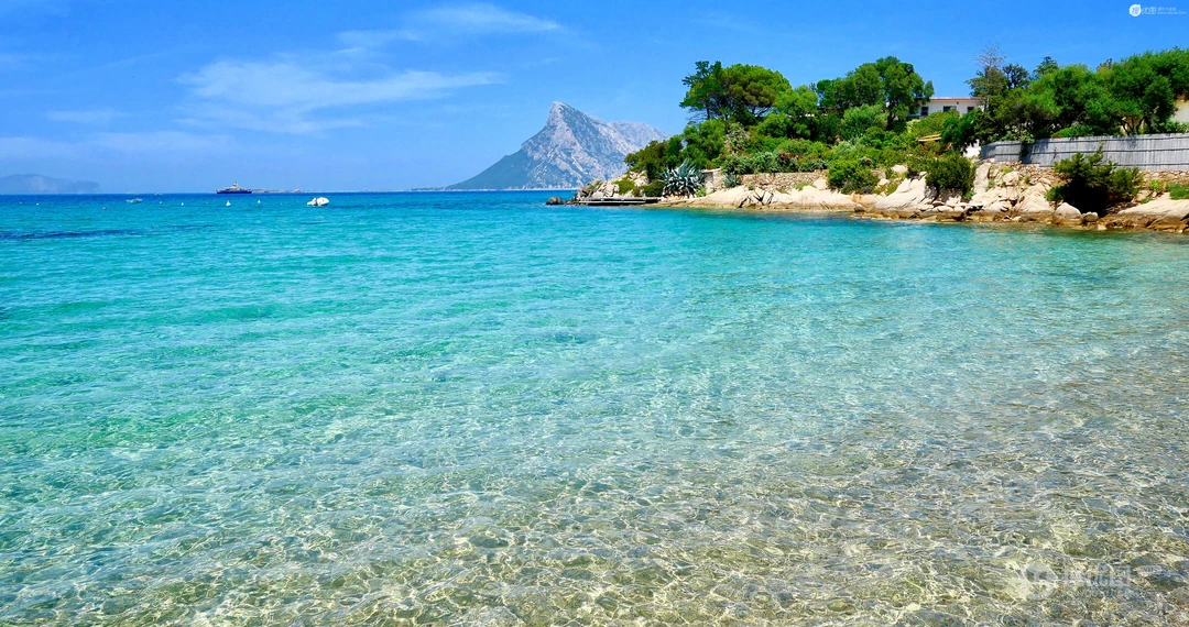唯美的海上风景海上岛屿的壁纸图片