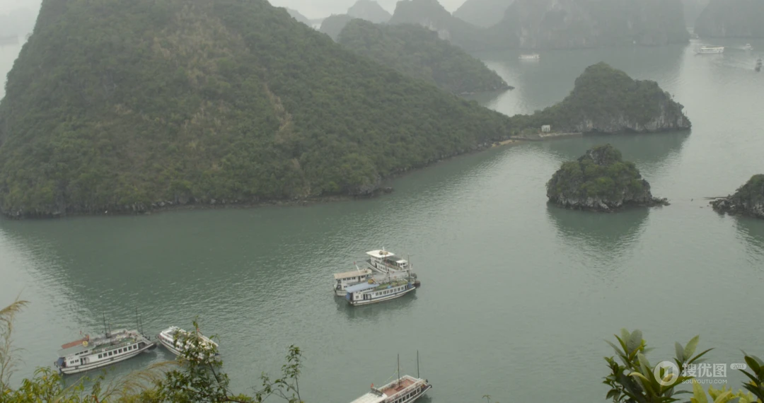 海边旅游别墅，海边沙滩的高清4K手机壁纸