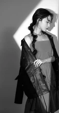彭小苒时尚酷美潮流杂志写真图片