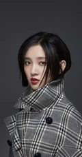 唐艺昕ICON-F时尚画报写真图片，容颜娇美，妆容精致