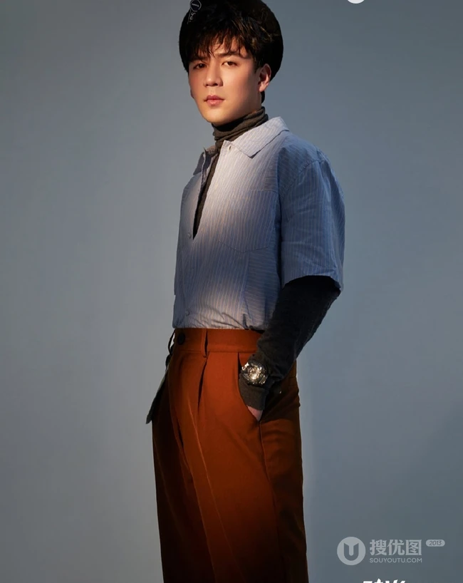 魏千翔《時尙HUO》杂志写真大片，各种装扮魅力非凡
