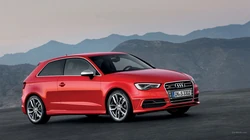 红色奥迪Audi_S3性能车，包括两厢版和敞篷版的桌面壁纸图片