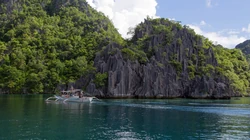 海边旅游壁纸，美丽的海上风景高清4K电脑壁纸图片