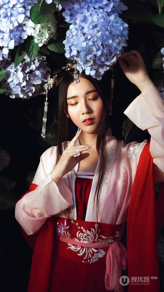 美丽的花和美女的唯美摄影壁纸图片