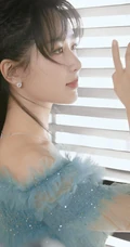 女明星杨紫清新礼裙连衣纱裙装扮室内写真美图