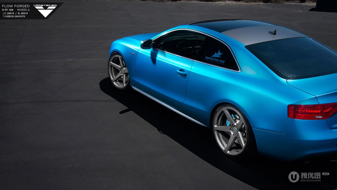 蓝色车身奥迪轿跑Audi S5高清电脑壁纸免费下载