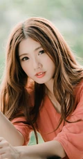超性感的长发美女抹胸超短裙系列手机壁纸套图