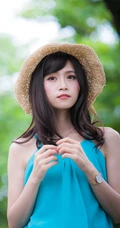 治愈系的长发美女手机壁纸