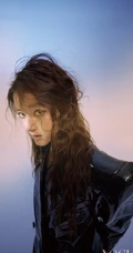 赵露思非主流造型登VogueMe杂志写真图片