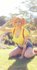 微胖性感的欧美美女角色扮演日漫人物4k手机壁纸