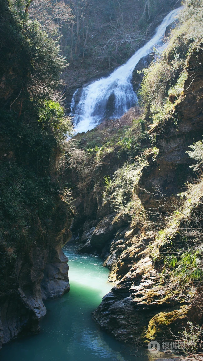海上晚霞，海边的雪山手机壁纸套图