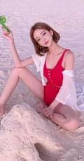 超甜美精选韩国苗条女生姜泰丽自拍，生活照写真图片
