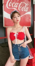 超甜美精选韩国苗条女生姜泰丽自拍，生活照写真图片