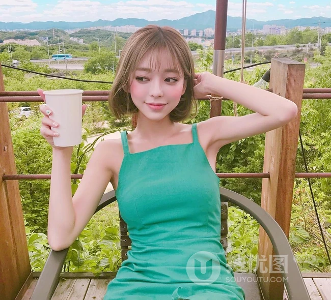超甜美精选韩国苗条女生姜泰丽自拍，生活照写真图片