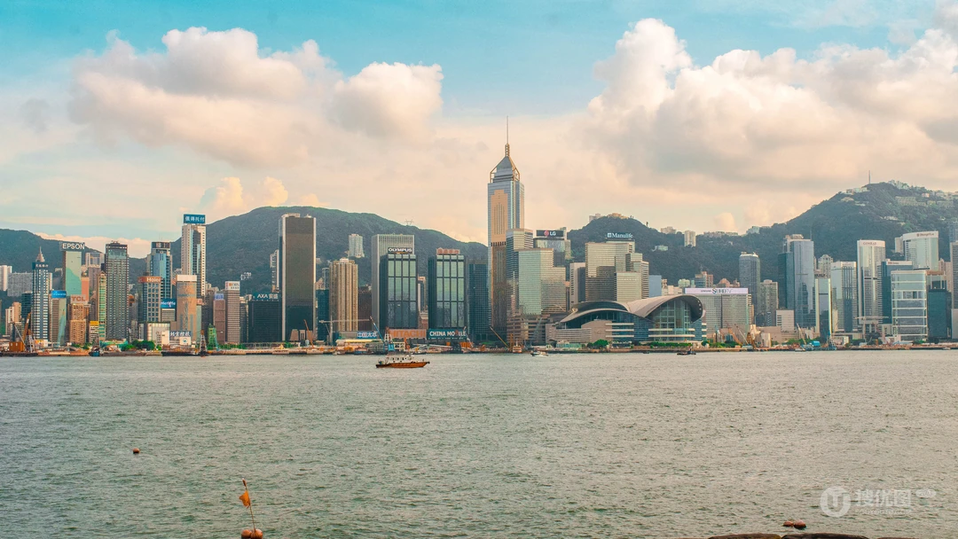 繁华的沿海城市建筑风景电脑壁纸