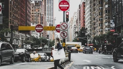 欧洲街头唯美街拍高清2K电脑壁纸图片
