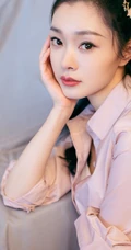 甜美的&ldquo;范若若&rdquo;，庆余年见面会宋轶超美连衣裙写真照片