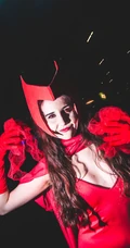 欧美美女cosplay大赏，包括圣诞老人加勒比海盗等