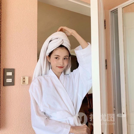 文艺少女，爱看书的女生头像图片