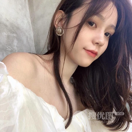 日本穿和服的女生，抱着宠物猫的女生轻熟等头像图片下载