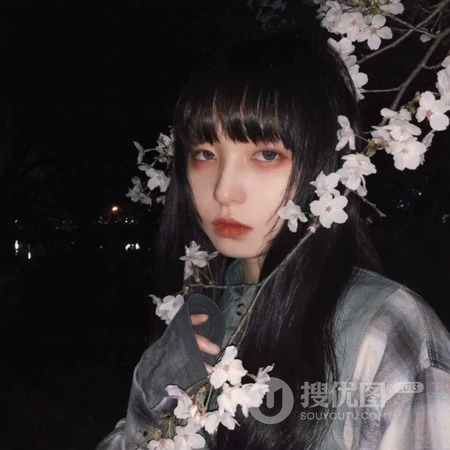 霸气高冷范非主流女生，冷艳烟熏妆女生头像图片